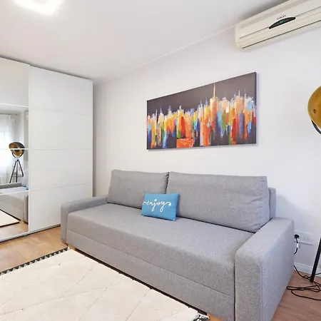 Apartment Arena West Gem Belgrade